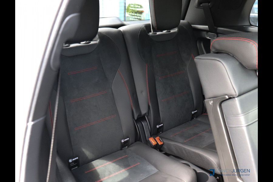 Mercedes-Benz Glb 200 AMG | 7 P. | Adapt. Cruise Control | El. Pano | MBUX | Memory Pakket | Winter Pakket | Ambiente | Elektr. Klep | Spiegel Pakket | Inparkeer Pakket | Fabrieksgarantie tot 24-01-2029!