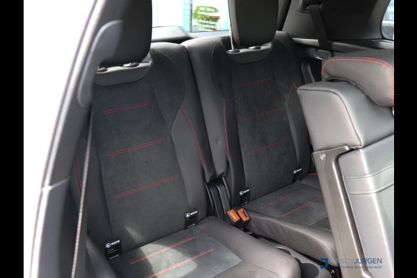 Mercedes-Benz Glb 200 AMG | 7 P. | Adapt. Cruise Control | El. Pano | MBUX | Memory Pakket | Winter Pakket | Ambiente | Elektr. Klep | Spiegel Pakket | Inparkeer Pakket | Fabrieksgarantie tot 24-01-2029!