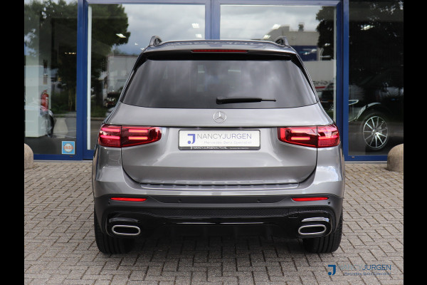 Mercedes-Benz Glb 200 AMG | 7 P. | Adapt. Cruise Control | El. Pano | MBUX | Memory Pakket | Winter Pakket | Ambiente | Elektr. Klep | Spiegel Pakket | Inparkeer Pakket | Fabrieksgarantie tot 24-01-2029!