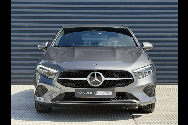 Mercedes-Benz A-Klasse 250 e Star Edition / Camera / Navigatie