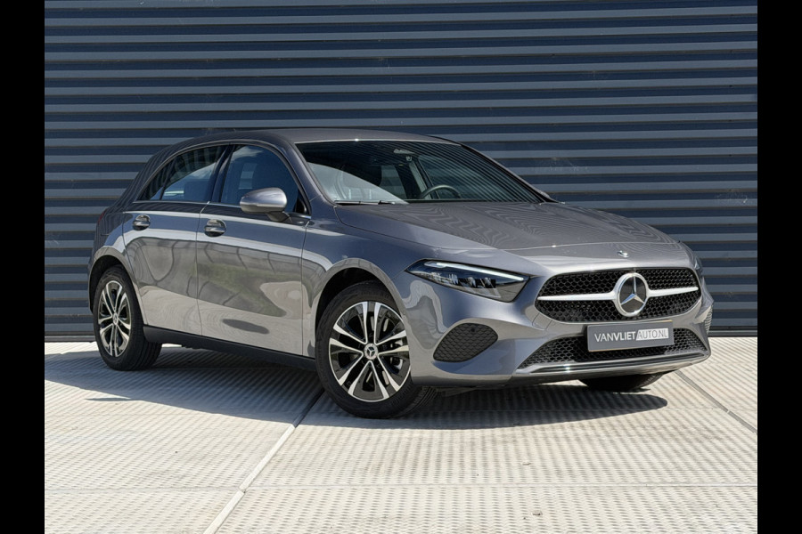 Mercedes-Benz A-Klasse 250 e Star Edition / Camera / Navigatie