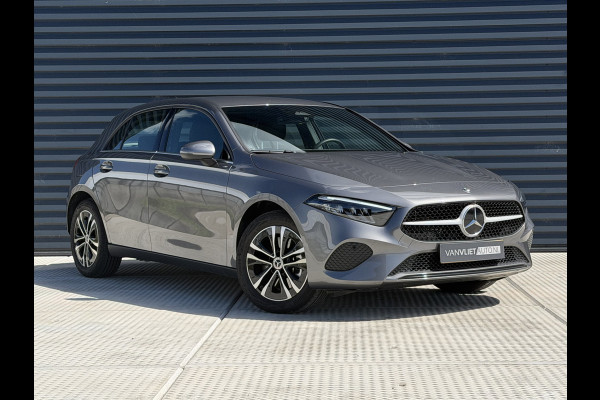 Mercedes-Benz A-Klasse 250 e Star Edition / Camera / Navigatie