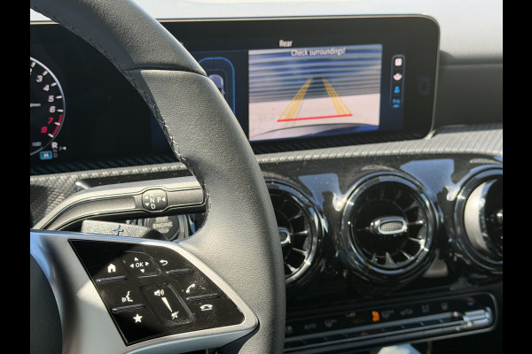Mercedes-Benz A-Klasse 250 e Star Edition / Camera / Navigatie