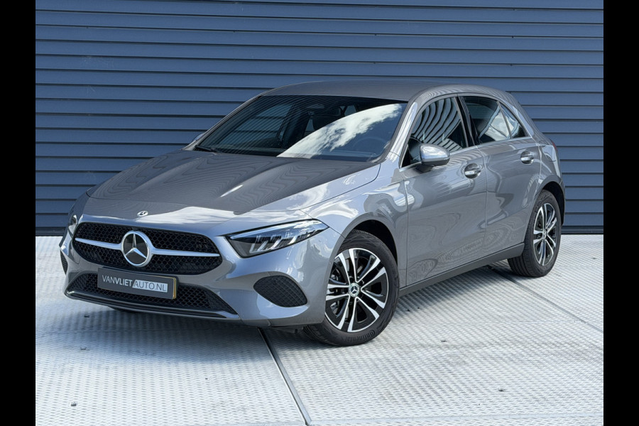 Mercedes-Benz A-Klasse 250 e Star Edition / Camera / Navigatie