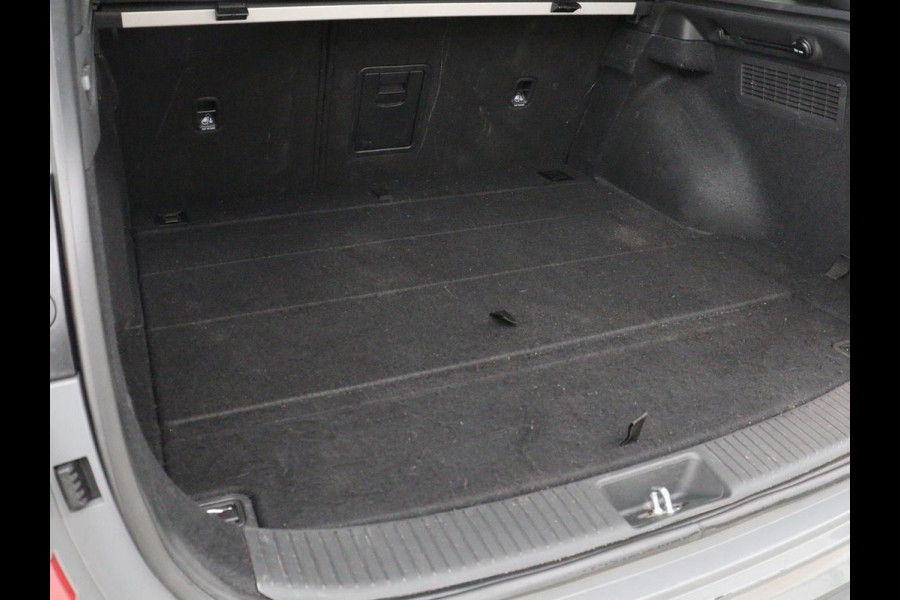 Hyundai i30 1.5 T-GDi MHEV N Line | Stoelverwarming | Leder/Alcantara | Adaptive cruise | Memory | Carplay | Camera | Navigatie | Keyless | Full LED | 18'' | Side Assist | Parkeerhulp