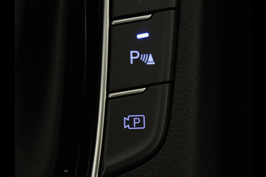 Hyundai i30 1.5 T-GDi MHEV N Line | Stoelverwarming | Leder/Alcantara | Adaptive cruise | Memory | Carplay | Camera | Navigatie | Keyless | Full LED | 18'' | Side Assist | Parkeerhulp
