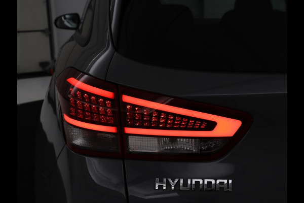 Hyundai i30 1.5 T-GDi MHEV N Line | Stoelverwarming | Leder/Alcantara | Adaptive cruise | Memory | Carplay | Camera | Navigatie | Keyless | Full LED | 18'' | Side Assist | Parkeerhulp