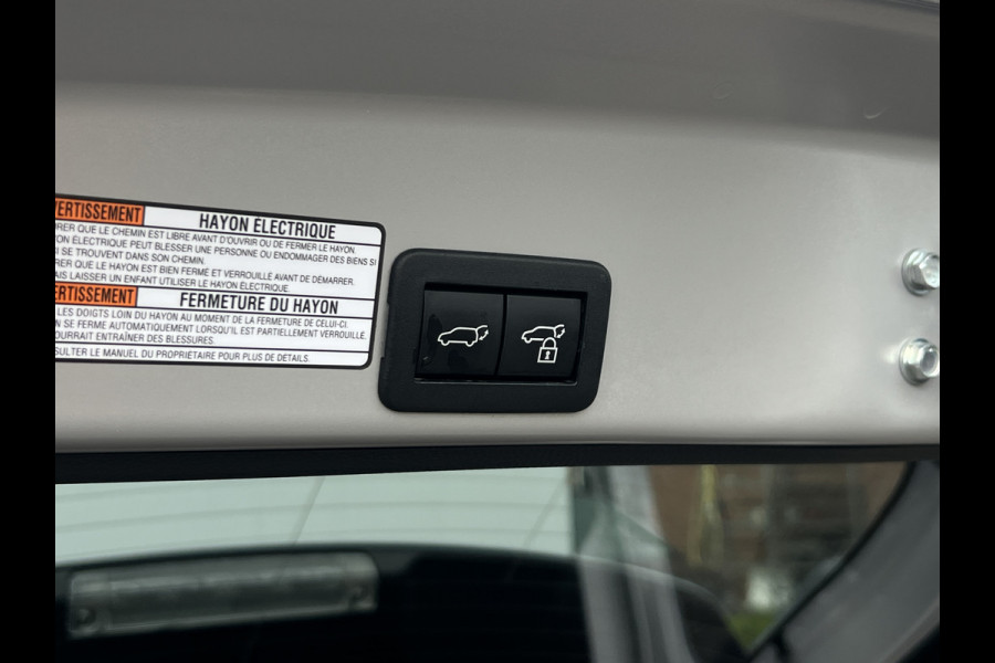 Toyota Yaris Cross 1.5 Hybrid Team D | Navi XL | Elek klep | Camera | Winter Pack