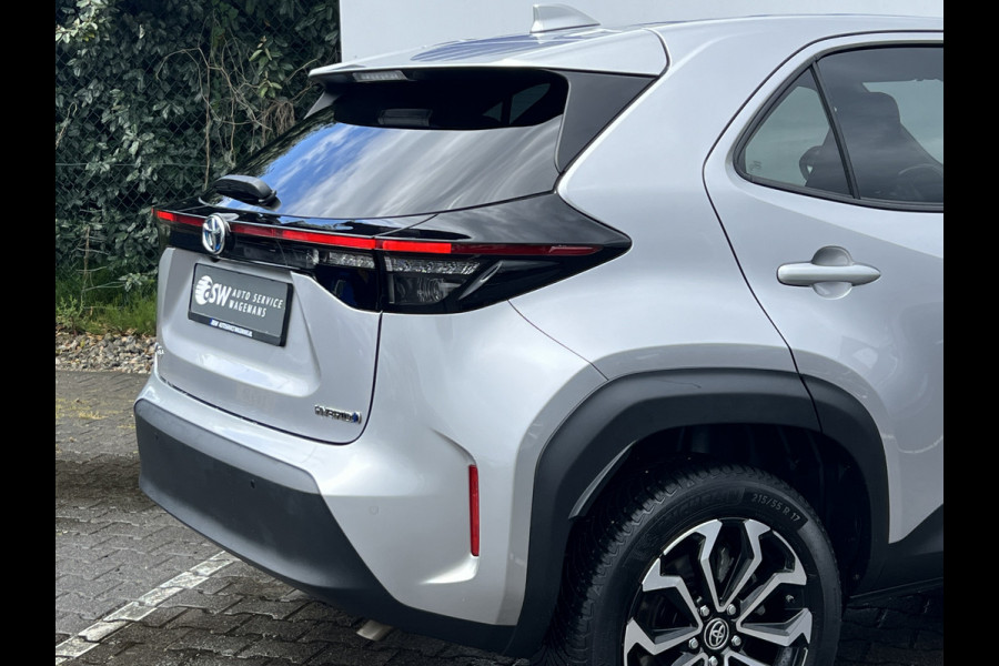 Toyota Yaris Cross 1.5 Hybrid Team D | Navi XL | Elek klep | Camera | Winter Pack