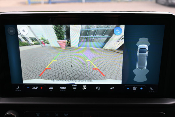 Ford Transit Custom 300L Limited 2.0 TDCI L2 DC 3000 KG inklapbare trekhaak, LED, Navigatie met camera