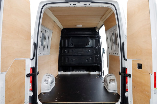 Volkswagen Crafter 30 2.0 TDI E6 L3H3 (L2H2) Airco/Navi/Camera 12-2018