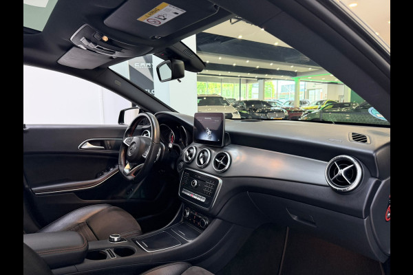 Mercedes-Benz CLA-Klasse 180 AMG Night Panodak NAP NL-auto