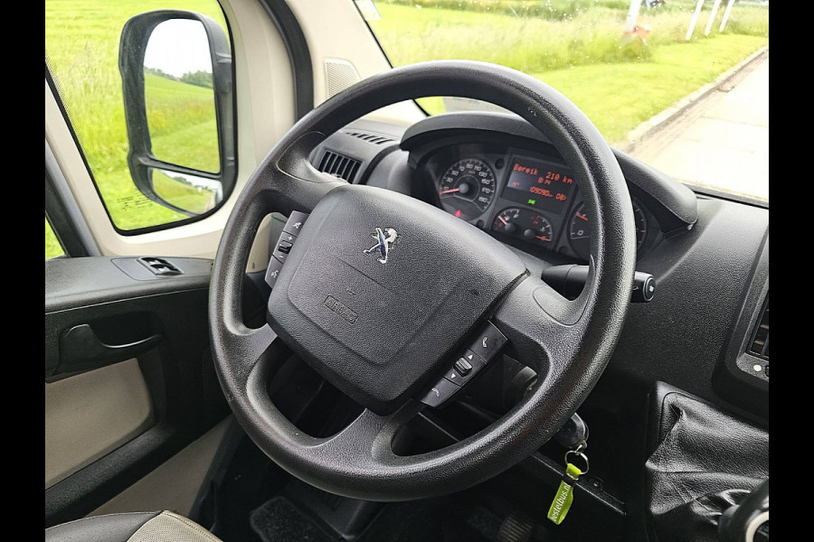 Peugeot Boxer 2.0 BlueHDI L3 Open-Laadbak 4.20m XL Trekhaak Airco Euro6! L3 Open-Laadbak XL Trekhaak Airco Navi Euro6!