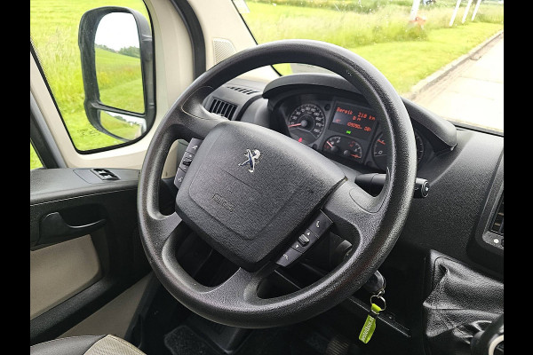 Peugeot Boxer 2.0 BlueHDI L3 Open-Laadbak 4.20m XL Trekhaak Airco Euro6! L3 Open-Laadbak XL Trekhaak Airco Navi Euro6!