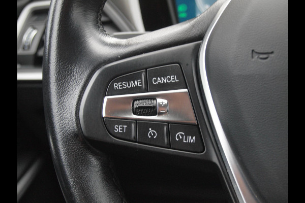 BMW 3-serie 320i Business Edition Plus | Camera | Apple Carplay | Leer | Cruise Control | Dealeronderhouden |