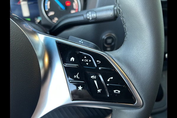 Mercedes-Benz eSprinter 320 L2 Select 81kWh / Snel laden 115kw / Open laadbak / Trekhaak / Distronic / MBUX / Smartphone-intergratie / Camera