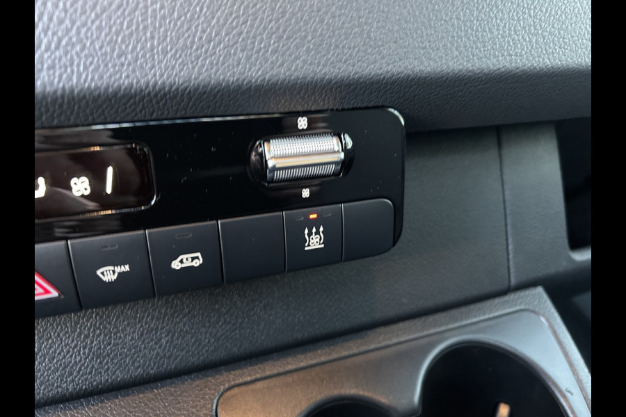 Mercedes-Benz eSprinter 320 L2 Select 81kWh / Snel laden 115kw / Open laadbak / Trekhaak / Distronic / MBUX / Smartphone-intergratie / Camera