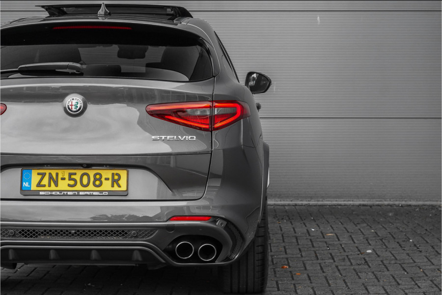 Alfa Romeo Stelvio 2.9 V6 AWD Quadrifoglio Pano H&K Carbon ACC Squadra NL Auto