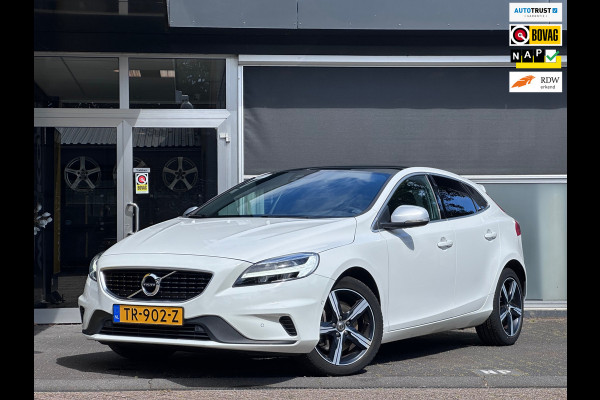 Volvo V40 1.5 T3 Polar+ Sport R-DESIGN / DOH / AUTO / PANO / NAP