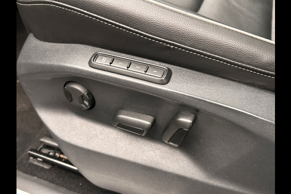 Volkswagen Tiguan 2.0 TSI 4Motion Highline R-Line | Pano/Dak | Leder | Apple/Carplay | Virtual | Stoelverwarming