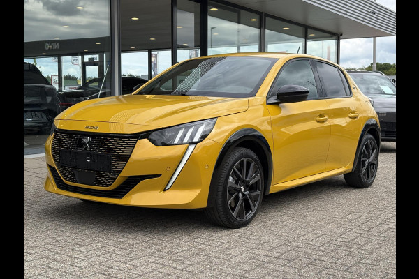 Peugeot e-208 EV GT 50 kWh | 99,3% SOH | 7800 KM | Stoelverwarming | Adaptive Cruise | Dodehoeksensoren | LM Winterset