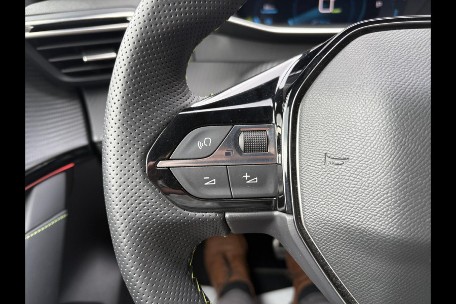 Peugeot e-208 EV GT 50 kWh | 99,3% SOH | 7800 KM | Stoelverwarming | Adaptive Cruise | Dodehoeksensoren | LM Winterset