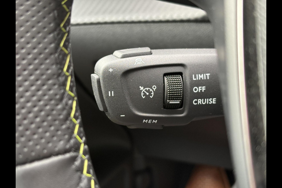 Peugeot e-208 EV GT 50 kWh | 99,3% SOH | 7800 KM | Stoelverwarming | Adaptive Cruise | Dodehoeksensoren | LM Winterset