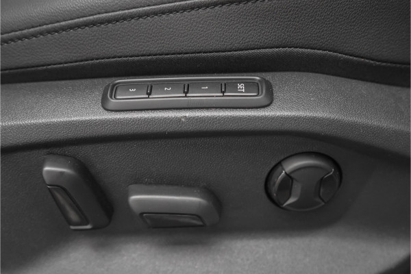 Volkswagen Tiguan 1.4 TSI eHybrid Elegance Lederen Memory Seats Pano HUD ACC 360°