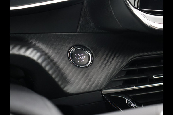 Peugeot e-2008 EV GT 50 kWh 3-FASE + ADAPTIVE CRUISE | PANORAMA | STOELVERW. | 18 INCH | 92% SOH | LEDER/ALCANTARA