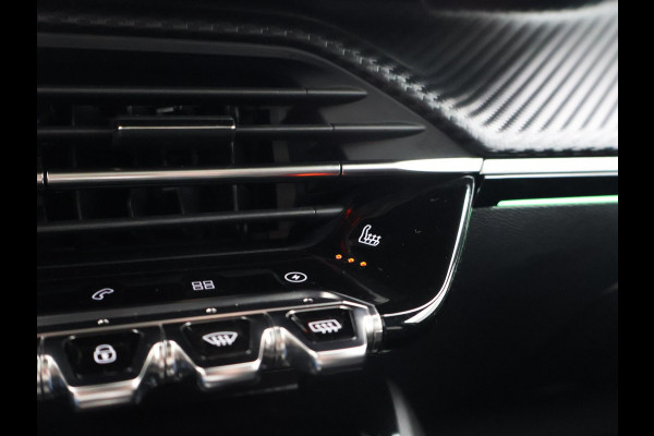 Peugeot e-2008 EV GT 50 kWh 3-FASE + ADAPTIVE CRUISE | PANORAMA | STOELVERW. | 18 INCH | 92% SOH | LEDER/ALCANTARA
