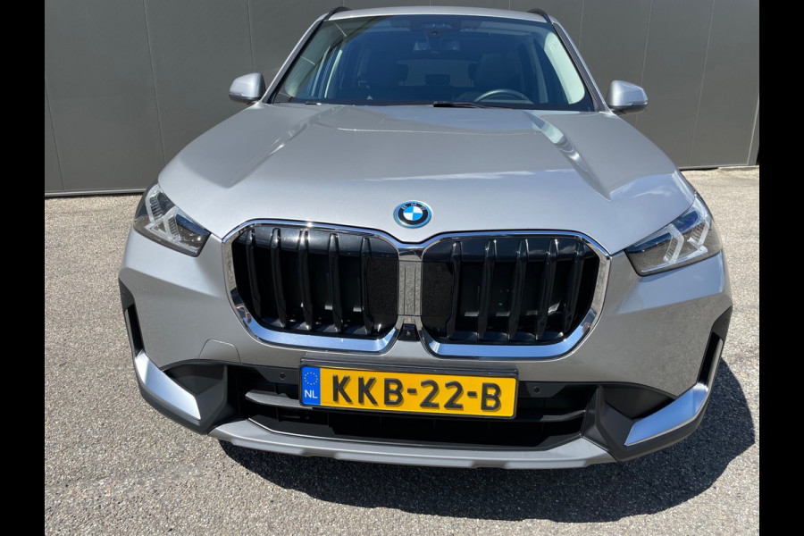 BMW X1 XDrive25e 1ste Eig Dealer onderhouden Vol in de opties zie advertentie.