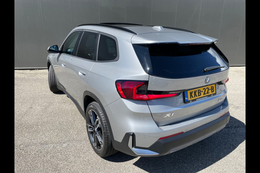 BMW X1 XDrive25e 1ste Eig Dealer onderhouden Vol in de opties zie advertentie.