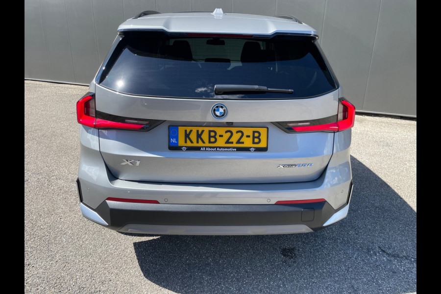 BMW X1 XDrive25e 1ste Eig Dealer onderhouden Vol in de opties zie advertentie.