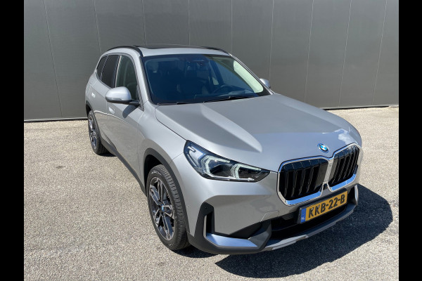 BMW X1 XDrive25e 1ste Eig Dealer onderhouden Vol in de opties zie advertentie.