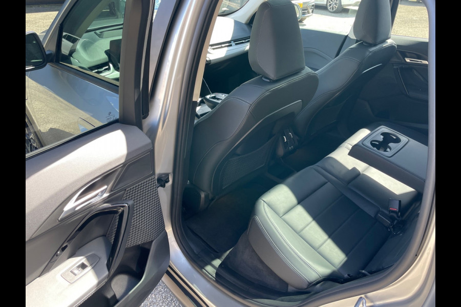 BMW X1 XDrive25e 1ste Eig Dealer onderhouden Vol in de opties zie advertentie.