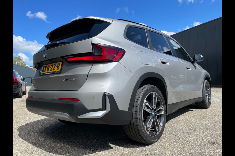 BMW X1 XDrive25e 1ste Eig Dealer onderhouden Vol in de opties zie advertentie.