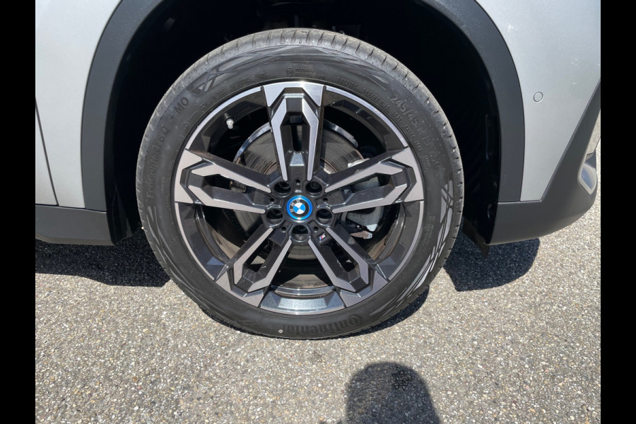 BMW X1 XDrive25e 1ste Eig Dealer onderhouden Vol in de opties zie advertentie.