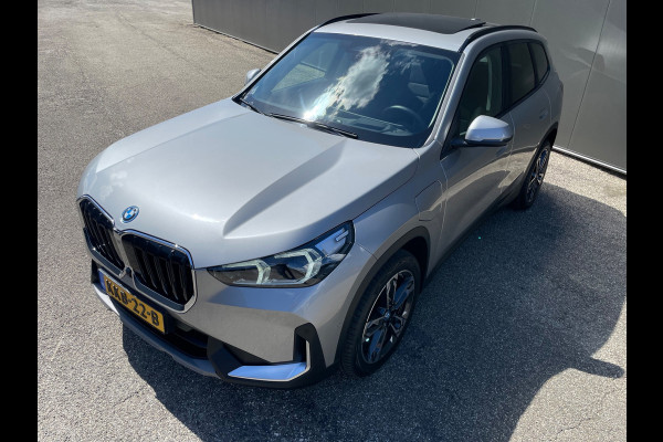 BMW X1 XDrive25e 1ste Eig Dealer onderhouden Vol in de opties zie advertentie.