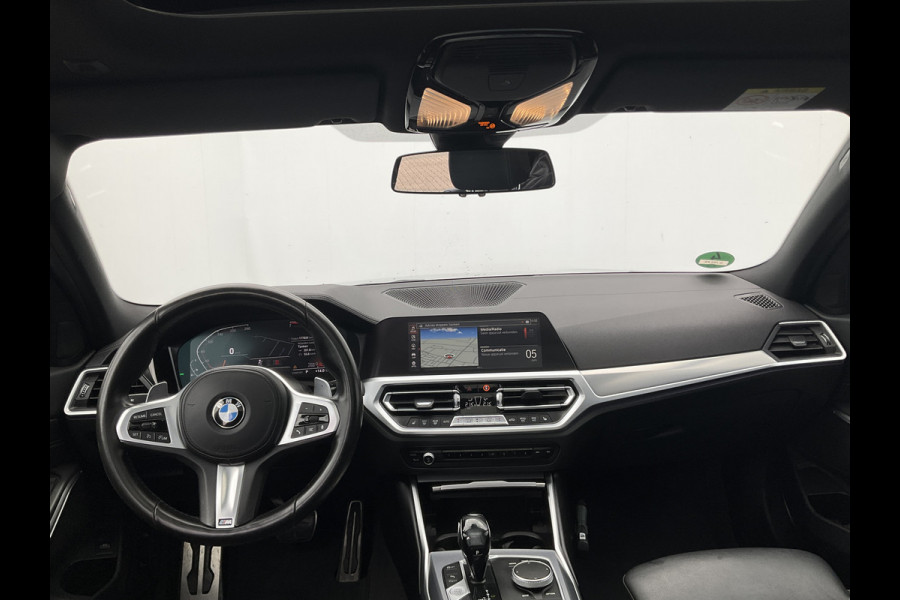BMW 3 Serie Touring 330i M-Sport High Executive Edition Panoramadak Stoelverw.