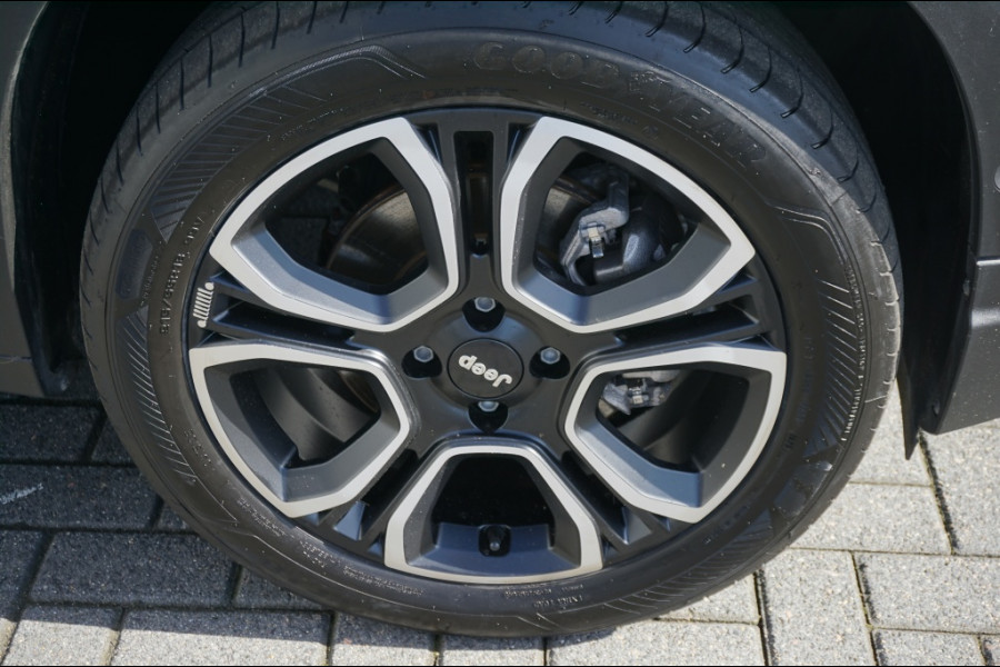 Jeep Avenger Summit 54kWh MEEST LUXE | 400 KM WLTP