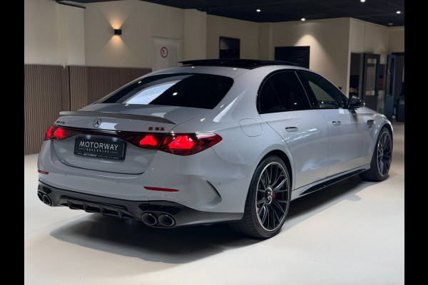 Mercedes-Benz E-Klasse AMG 53 4MATIC+ Night Edition|Pano|Achterassturing|Memory|360|