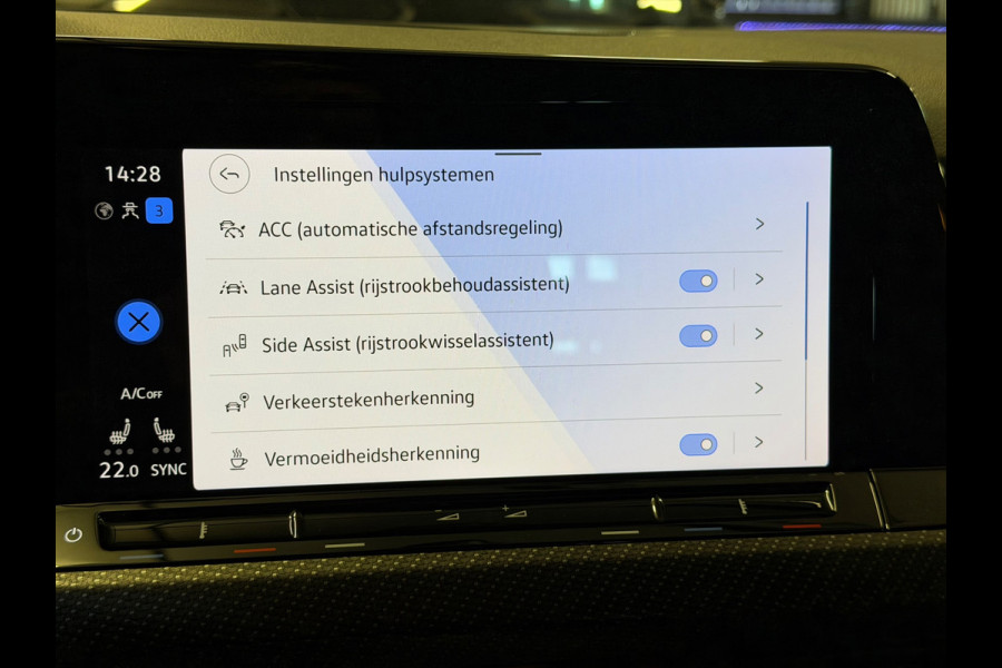 Volkswagen Golf 2.0 TSI R 4Motion Performance AKRA|PANO|BOMVOL!