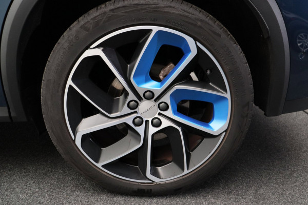 Lynk & Co 01 1.5 261PK Plug-in Hybrid *TREKHAAK* Pano/dak Apple/Carplay Adaptive/Cruise