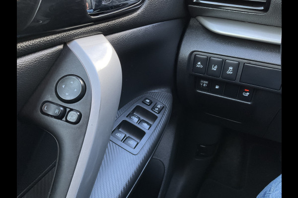 Mitsubishi Eclipse Cross 2.4 PHEV AWD IntenseCamera Trekhaak Navigatie Audio LMV