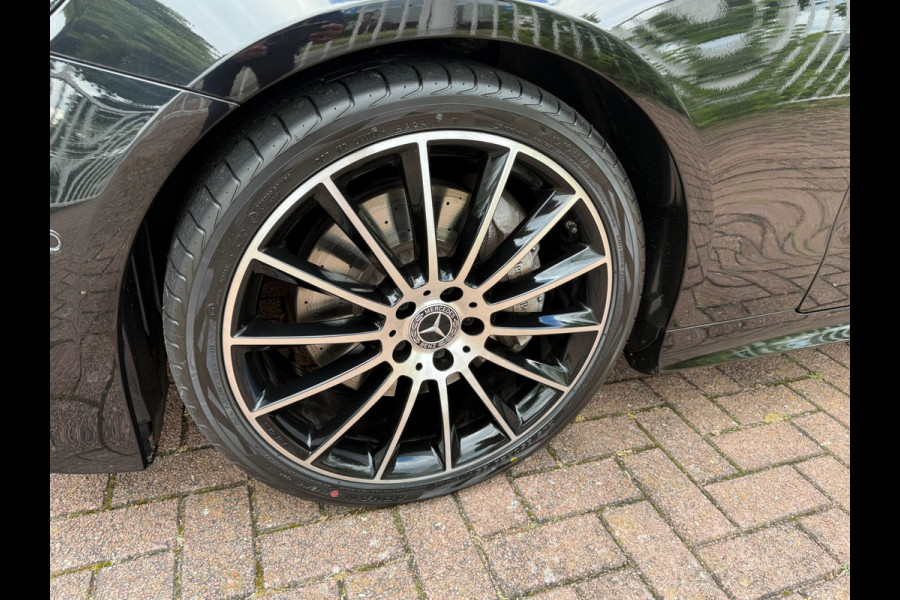 Mercedes-Benz E-Klasse Coupé 300 Premium + | VOL OPTIES