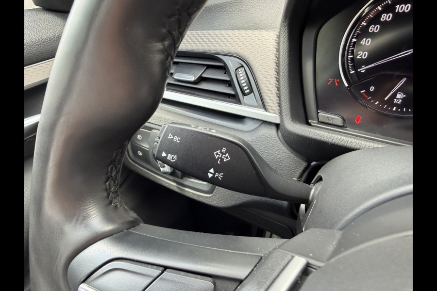 BMW X2 SDrive20i High Executive / Automaat / 19'' LM / Camera / Trekhaak (1.800KG) / M pakket /