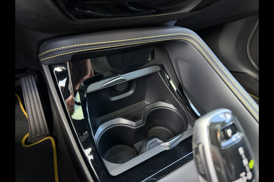 BMW X2 SDrive20i High Executive / Automaat / 19'' LM / Camera / Trekhaak (1.800KG) / M pakket /