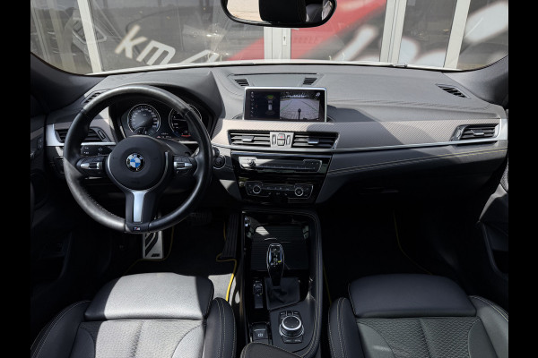 BMW X2 SDrive20i High Executive / Automaat / 19'' LM / Camera / Trekhaak (1.800KG) / M pakket /