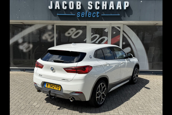 BMW X2 SDrive20i High Executive / Automaat / 19'' LM / Camera / Trekhaak (1.800KG) / M pakket /