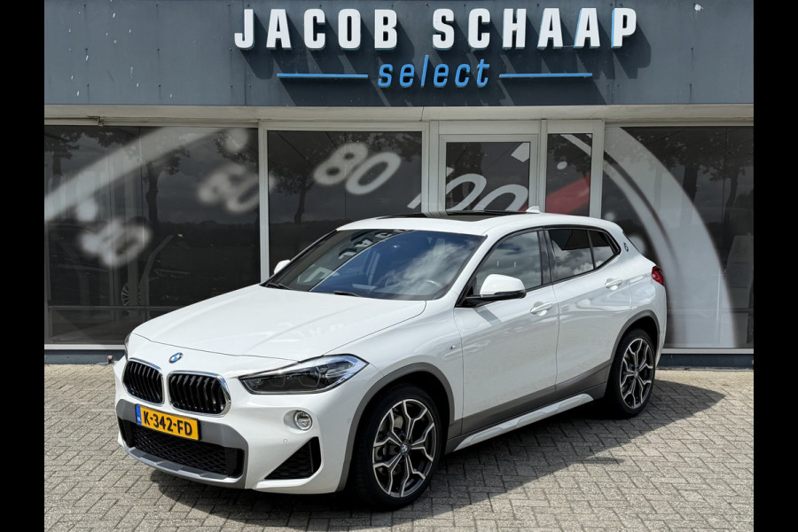 BMW X2 SDrive20i High Executive / Automaat / 19'' LM / Camera / Trekhaak (1.800KG) / M pakket /